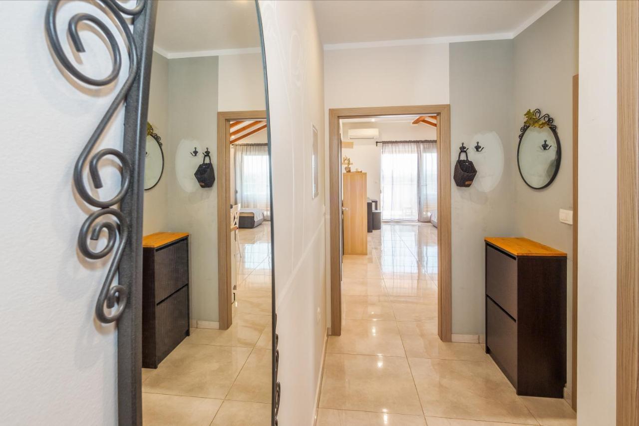Sunny Apartments Stobreč المظهر الخارجي الصورة