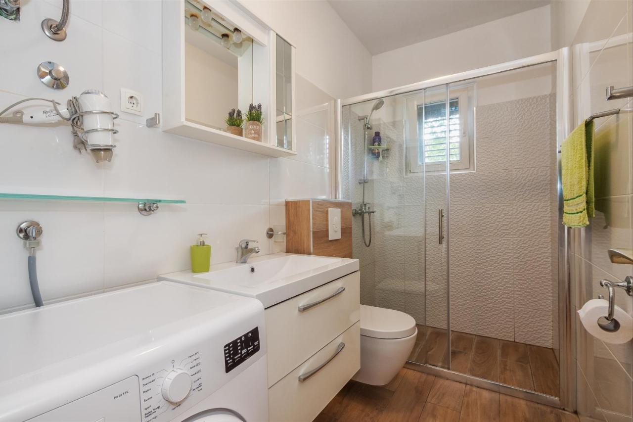 Sunny Apartments Stobreč المظهر الخارجي الصورة
